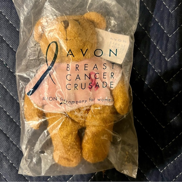 Breast Cancer Bear New Sealed In Plastic by Avon 2002 - Picture 2 of 4
